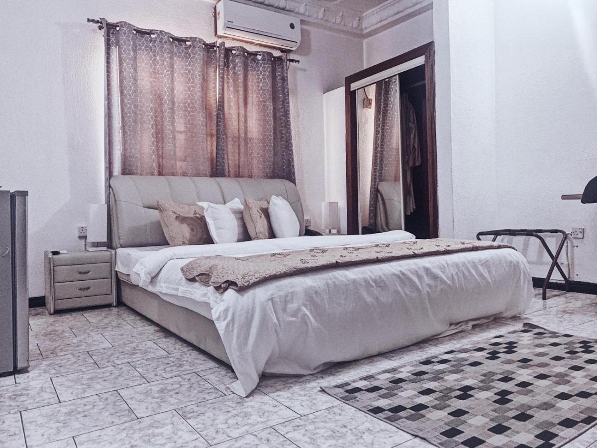 Hill View Hotel West Airport อักกรา ภายนอก รูปภาพ