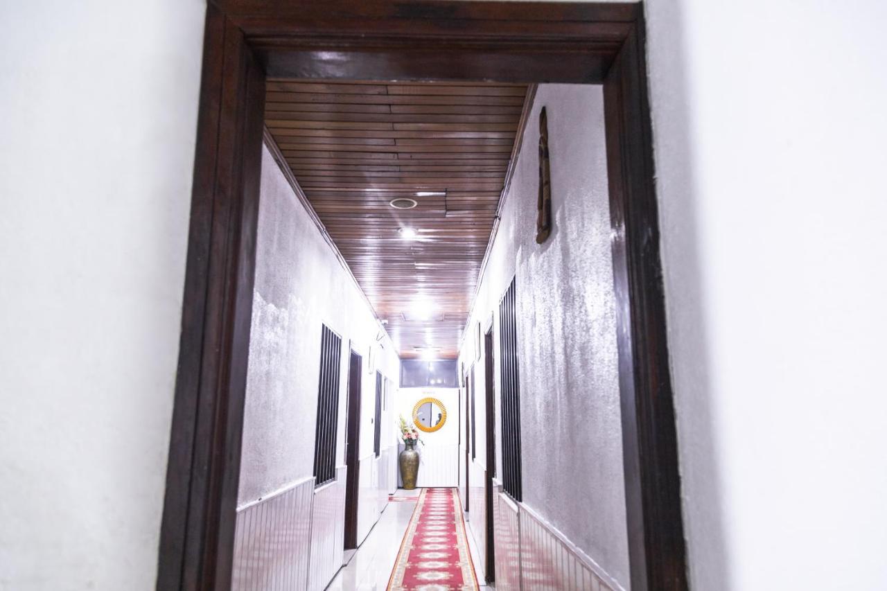 Hill View Hotel West Airport อักกรา ภายนอก รูปภาพ